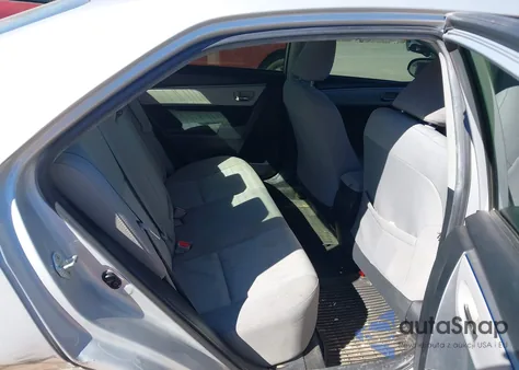 2016 Toyota Corolla Le z USA, uszkodzony, nr VIN 2T1BURHE8GC597741